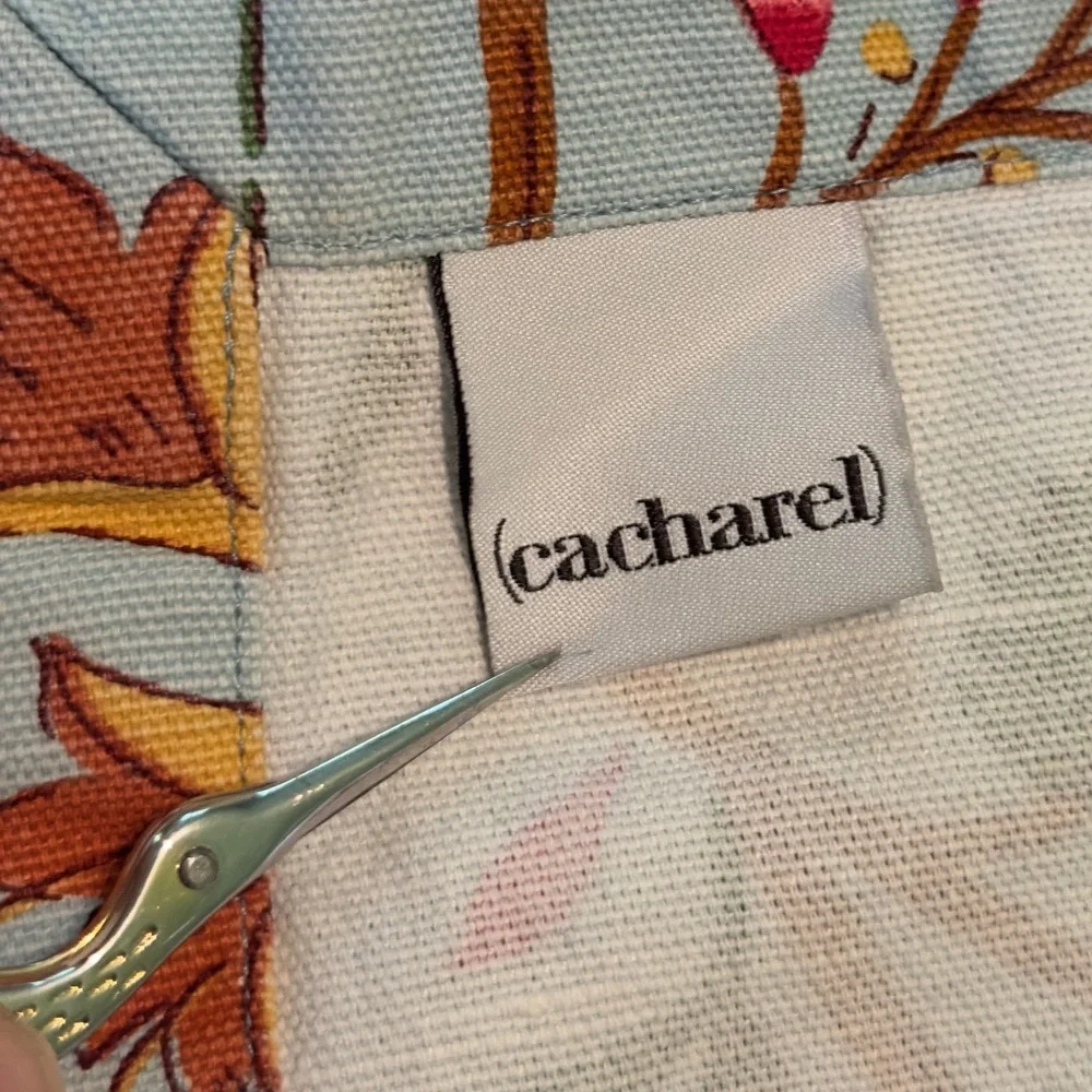 Cacharel floral tablecloth